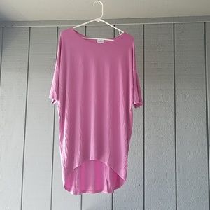 Very pretty light purple LuLaRoe Irma tunic!
